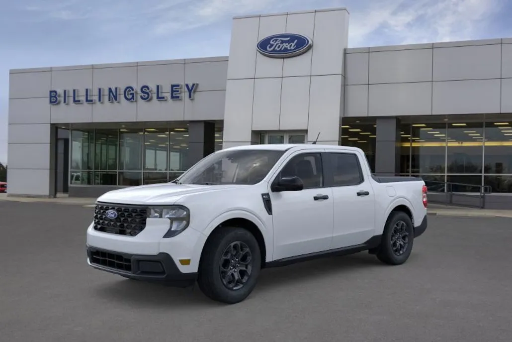 2025 Ford Maverick XLT photo 1