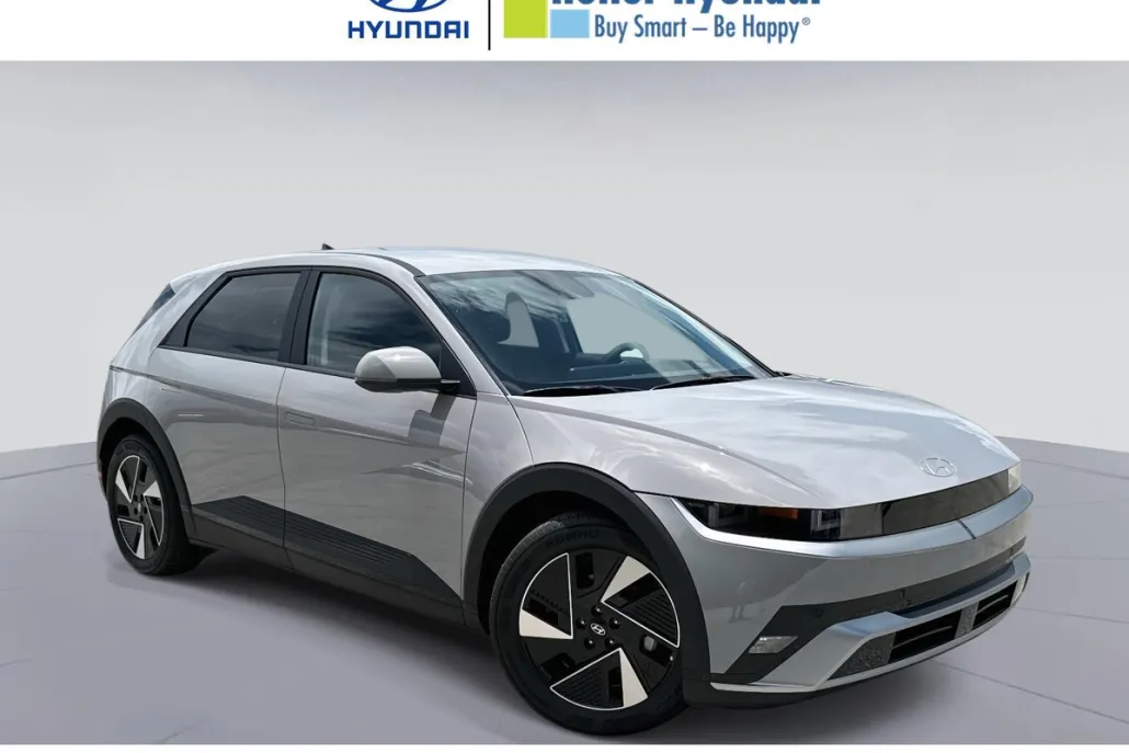 2025 Hyundai Ioniq 5 SE photo 1