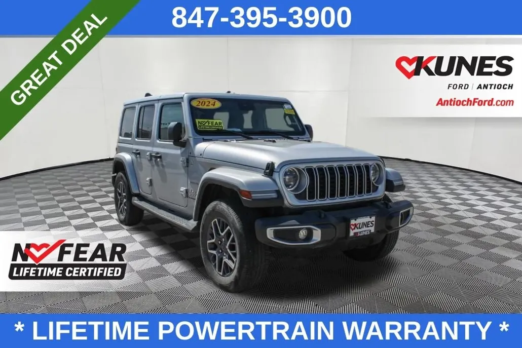 2024 Jeep Wrangler Sahara photo 1