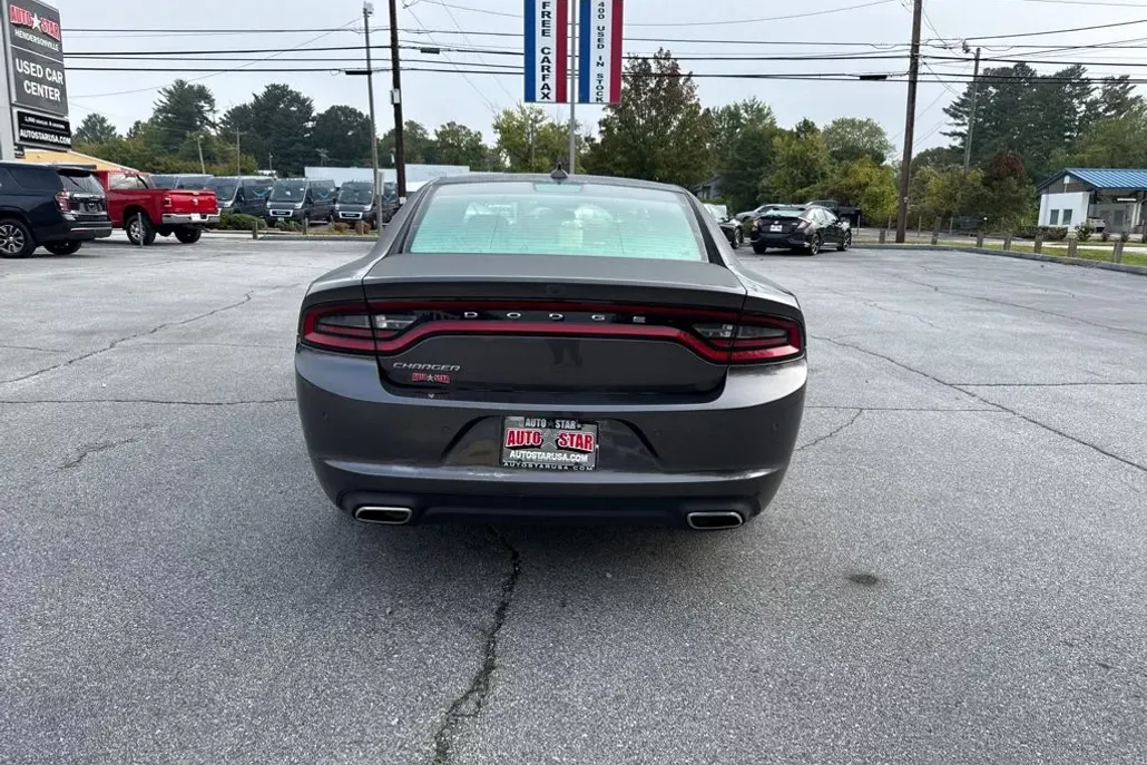 2023 Dodge Charger SXT photo 1