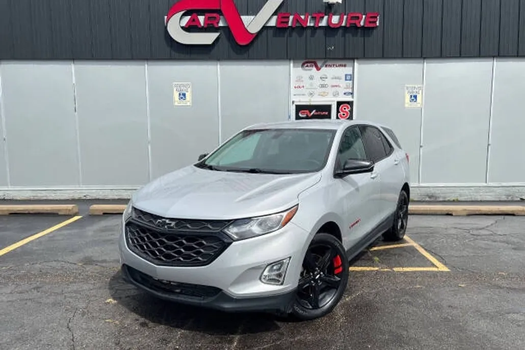 2019 Chevrolet Equinox LT photo 1
