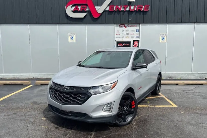 2019 Chevrolet Equinox LT photo 1