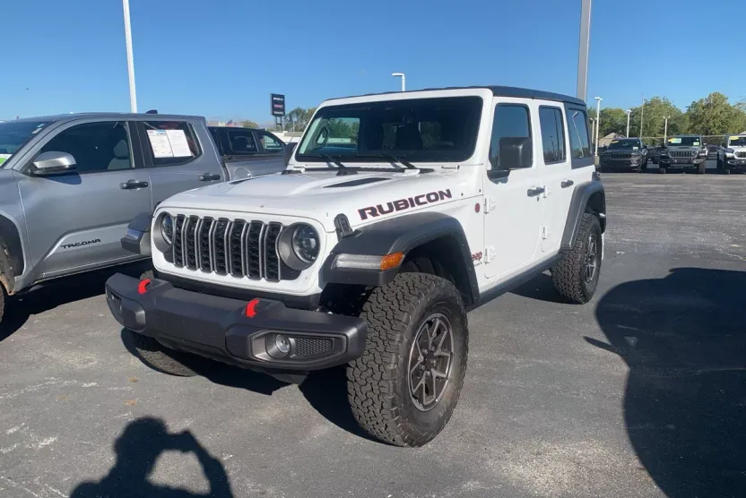2025 Jeep Wrangler Rubicon photo 1
