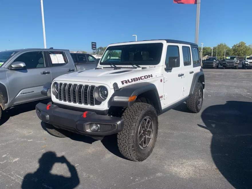 2025 Jeep Wrangler Rubicon photo 1