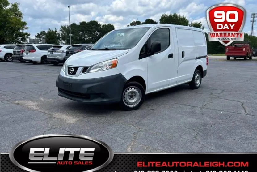 2017 Nissan NV200 S photo 1