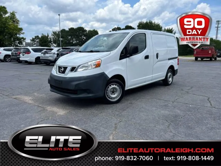 2017 Nissan NV200 S photo 1
