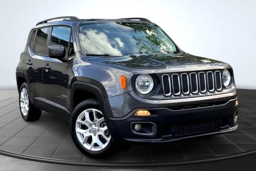 2017 Jeep Renegade Latitude North Edition photo 1