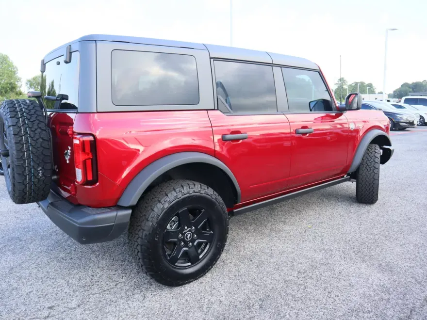2025 Ford Bronco Big Bend photo 1