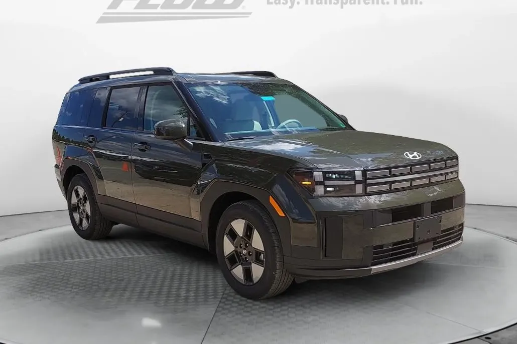 2026 Hyundai Santa Fe SEL photo 1