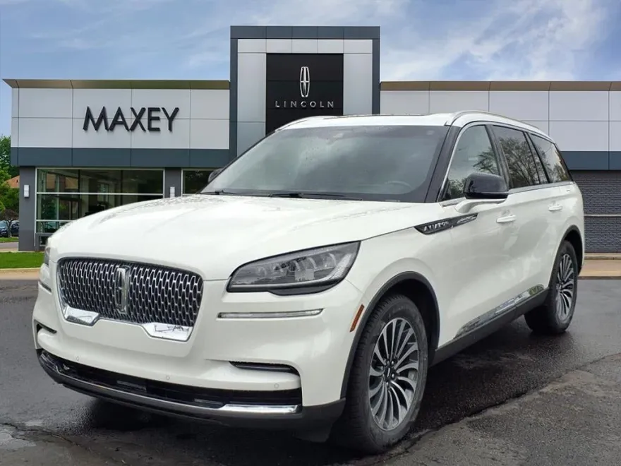 2022 Lincoln Aviator Reserve photo 1