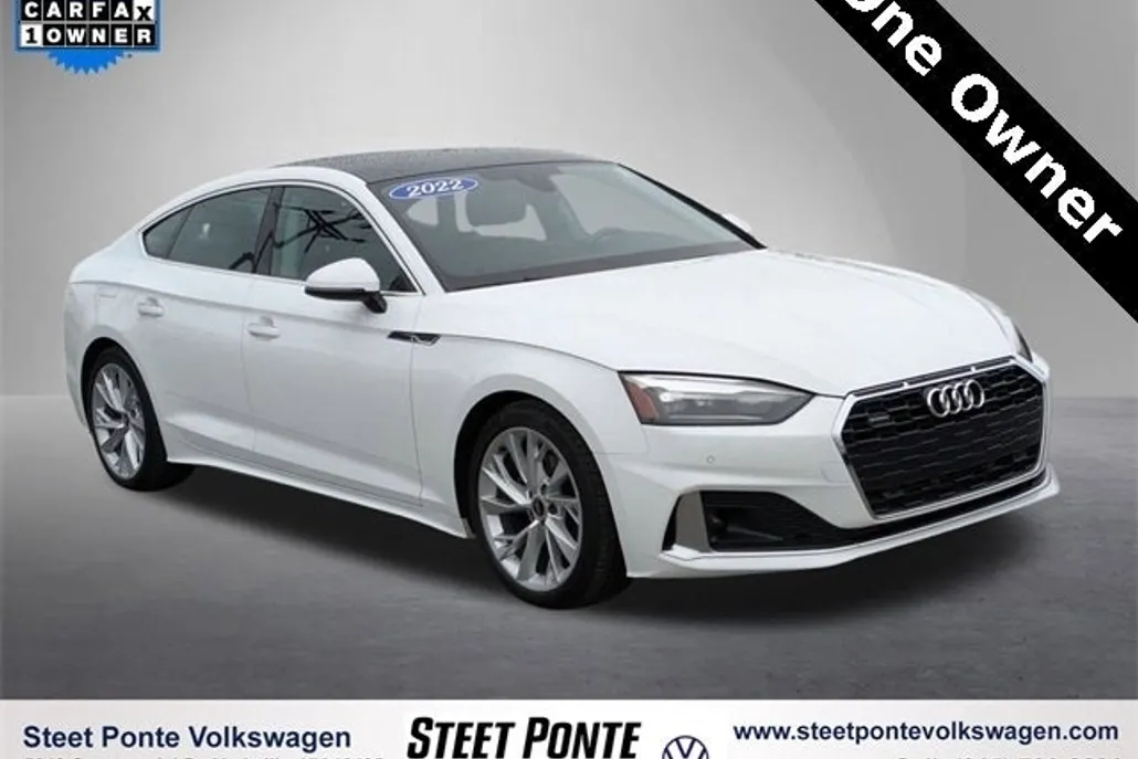 2022 Audi A5 Premium Quattro photo 1