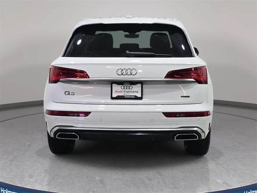 2022 Audi Q5 45 S line Premium photo 1