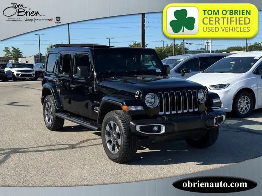2022 Jeep Wrangler Unlimited Sahara photo 1