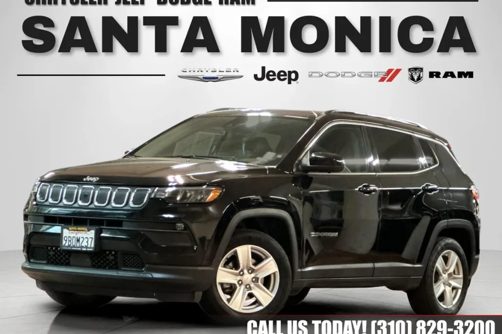 2022 Jeep Compass Latitude photo 1