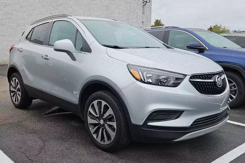 2022 Buick Encore Preferred photo 1