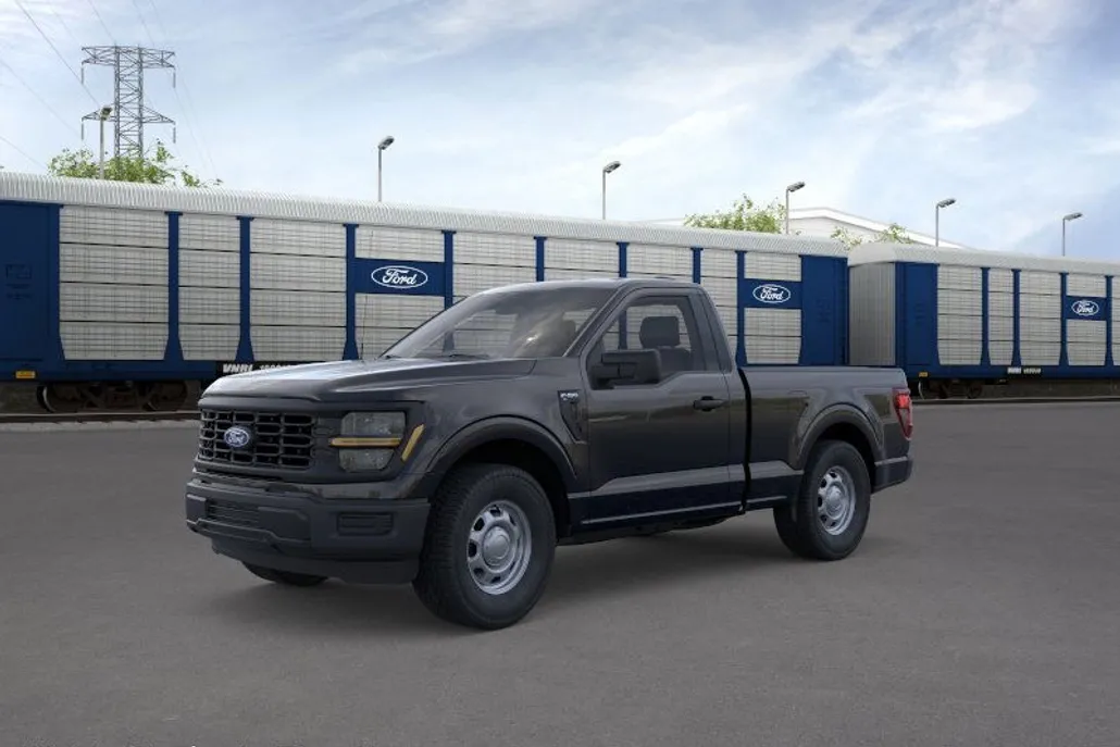 2025 Ford F-150 XL photo 1