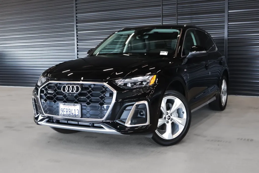 2023 Audi Q5 S line Premium Prestige photo 1