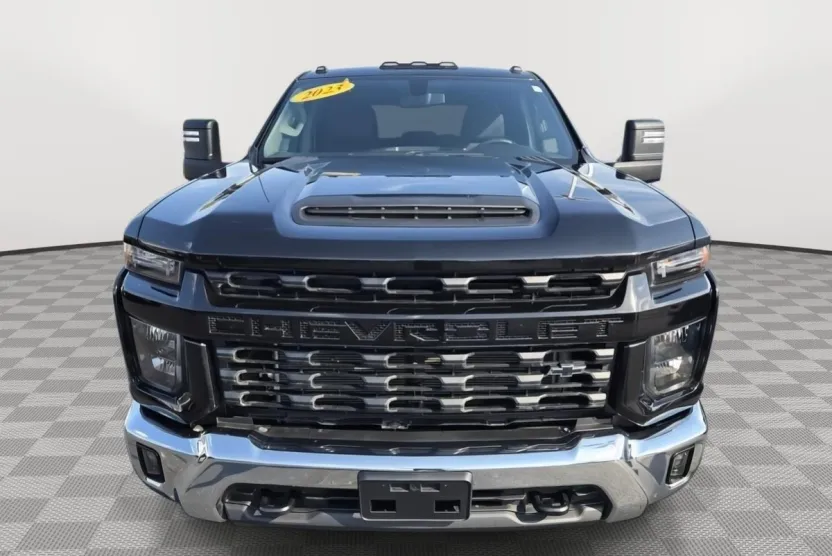 2023 Chevrolet Silverado 2500HD Custom photo 1