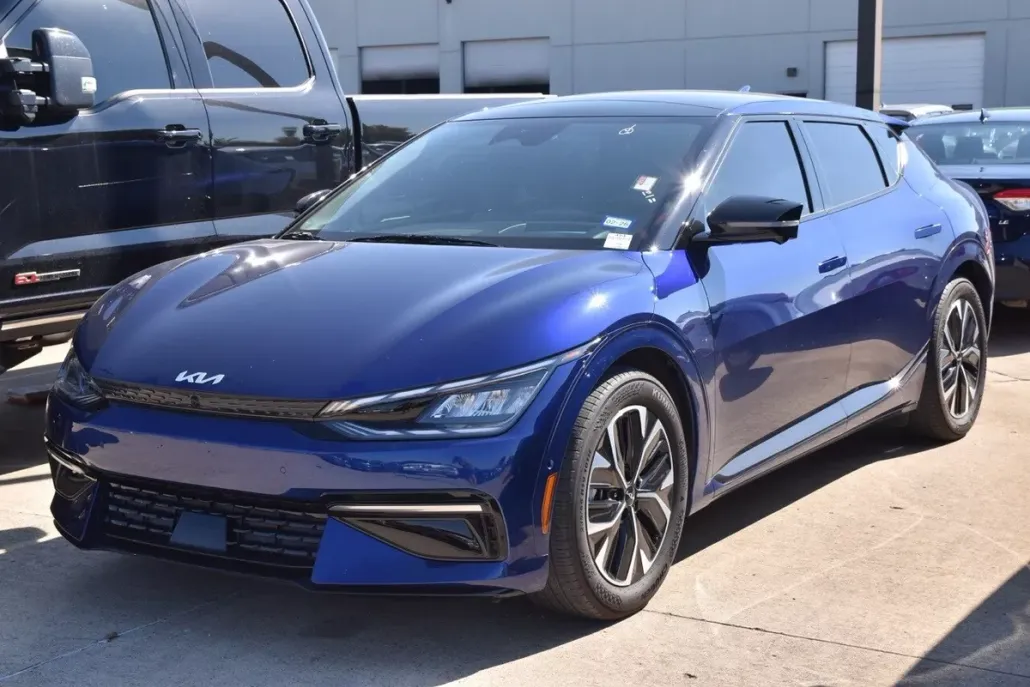 2023 Kia EV6 GT-Line photo 1