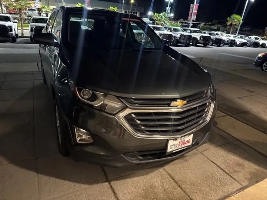 2020 Chevrolet Equinox photo 1