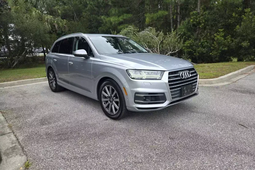 2019 Audi Q7 Premium Plus photo 1