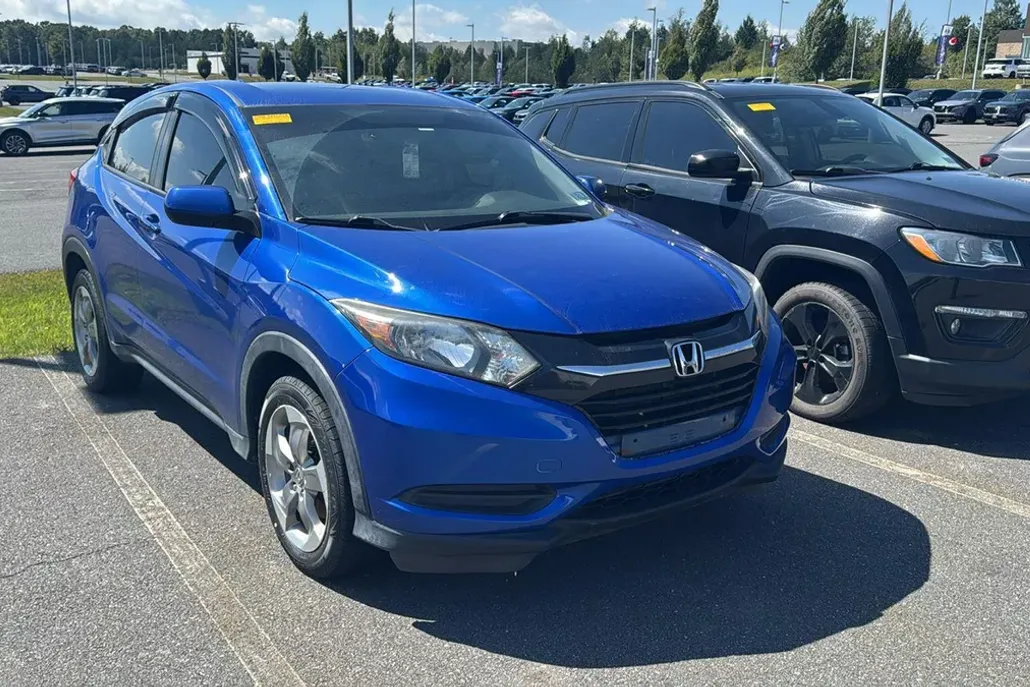 2018 Honda HR-V LX photo 1