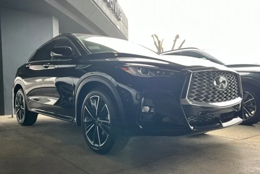 2025 Infiniti QX55 Luxe photo 1