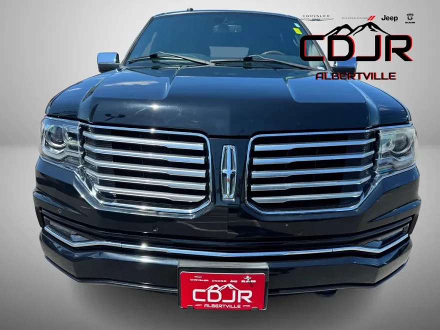 2017 Lincoln Navigator L Reserve photo 1