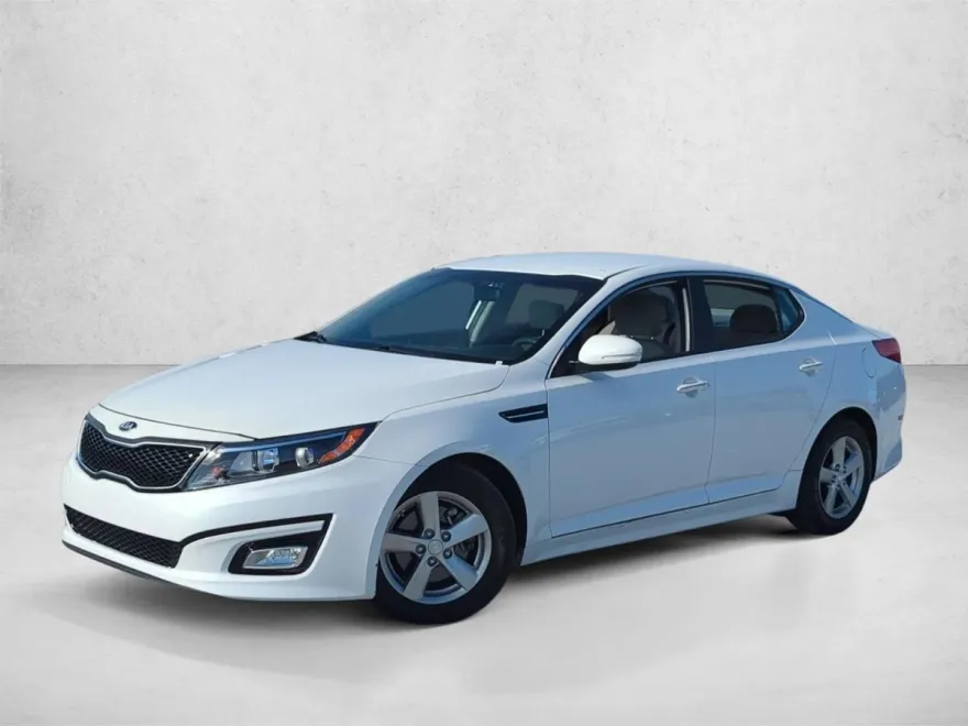 2015 Kia Optima LX photo 1