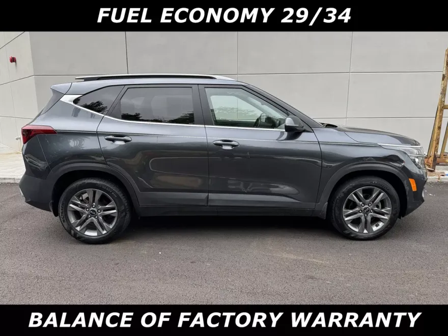 2021 Kia Seltos S photo 1