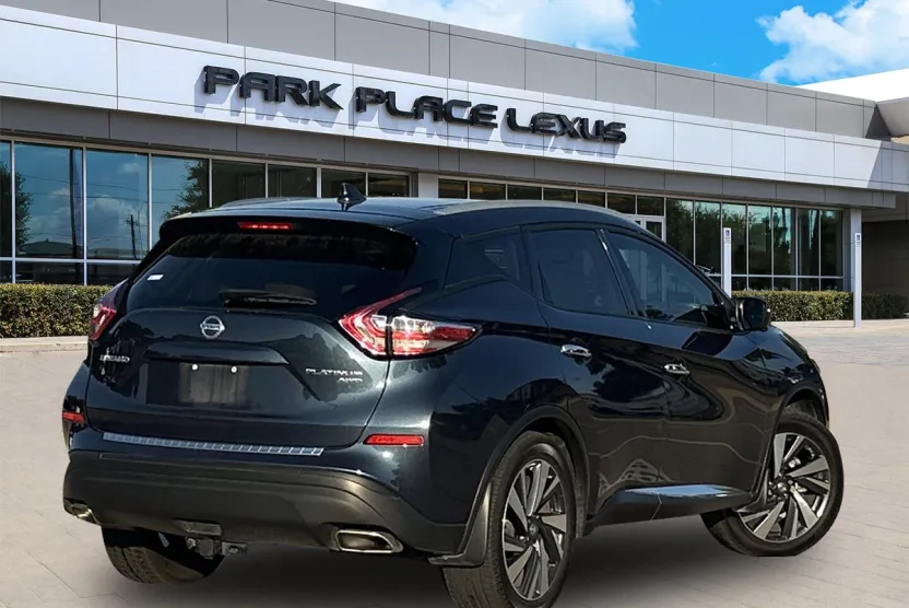 2017 Nissan Murano Platinum photo 1
