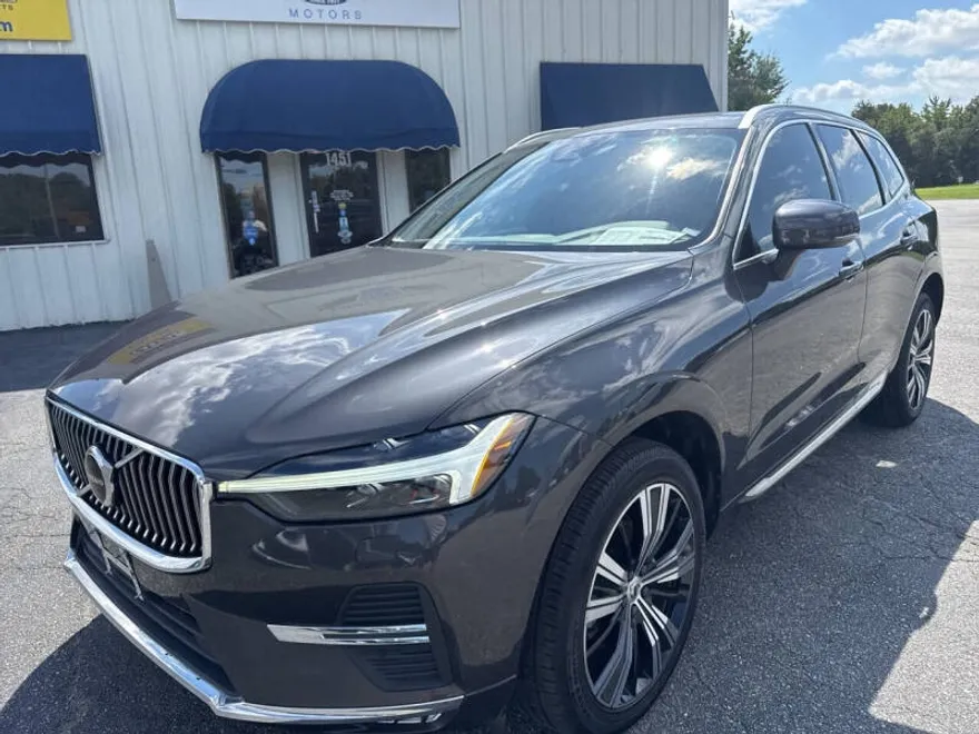 2022 Volvo XC60 Inscription B5 photo 1
