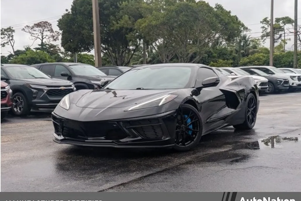 2023 Chevrolet Corvette Stingray 3LT Convertible photo 1