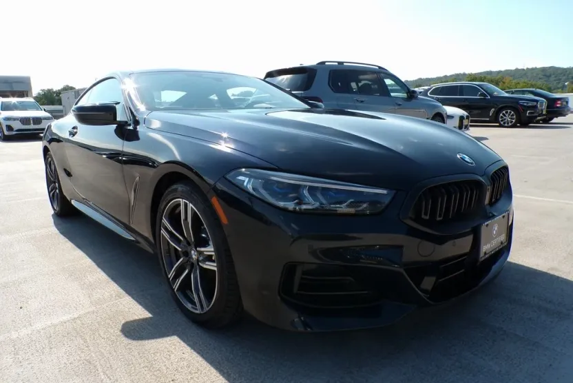 2025 Bmw M850i photo 1