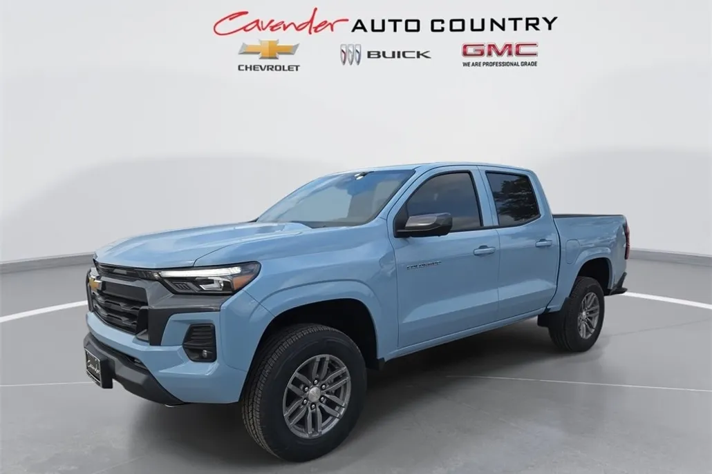 2025 Chevrolet Colorado Work Truck LT photo 1
