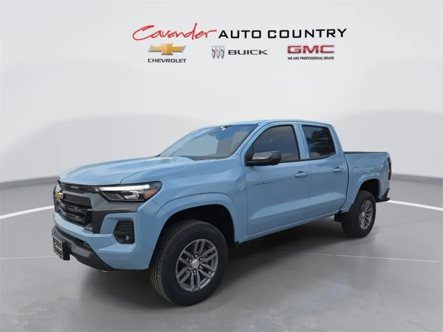 2025 Chevrolet Colorado Work Truck LT photo 1