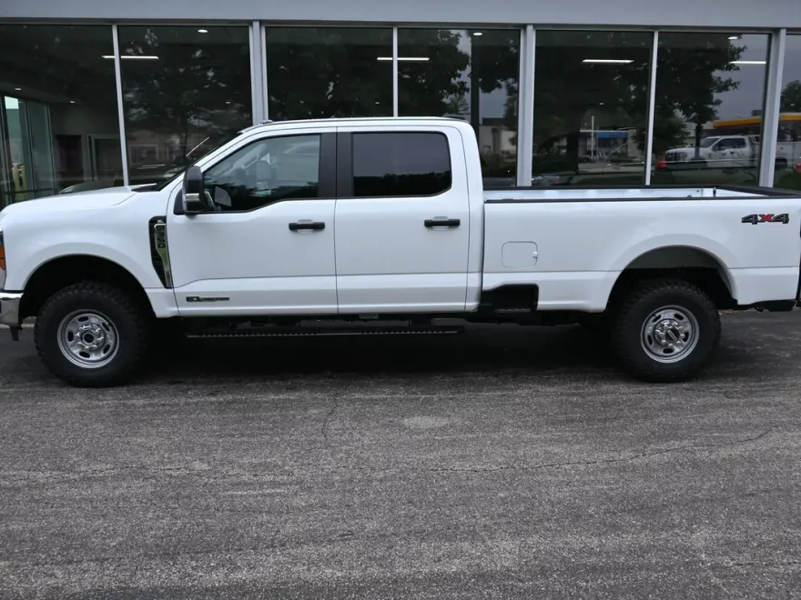 2026 Ford F-350 XL photo 1