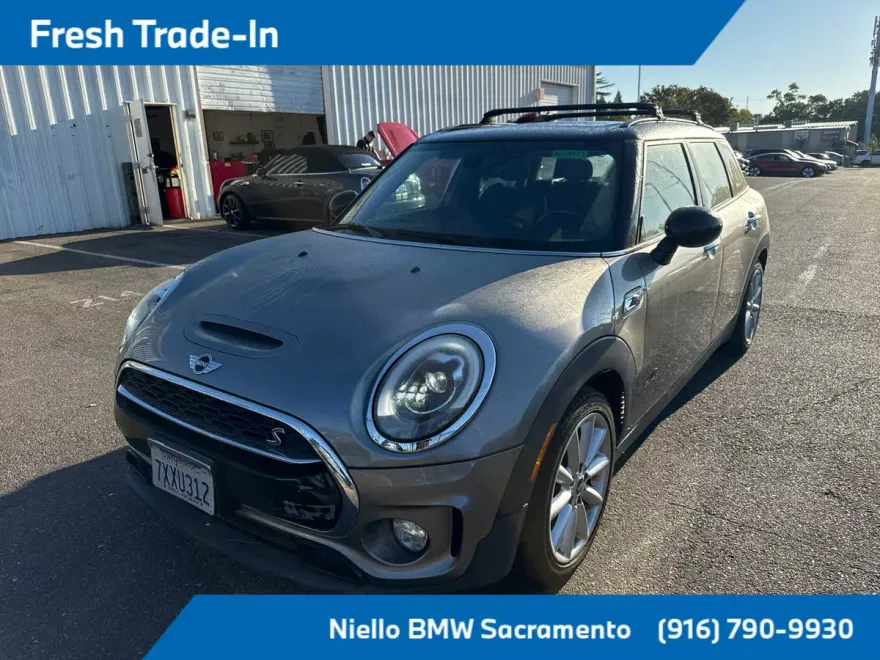 2017 Mini Clubman Base S ALL4 photo 1