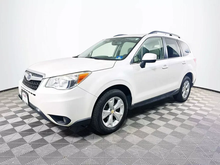 2015 Subaru Forester 2.5i Limited photo 1