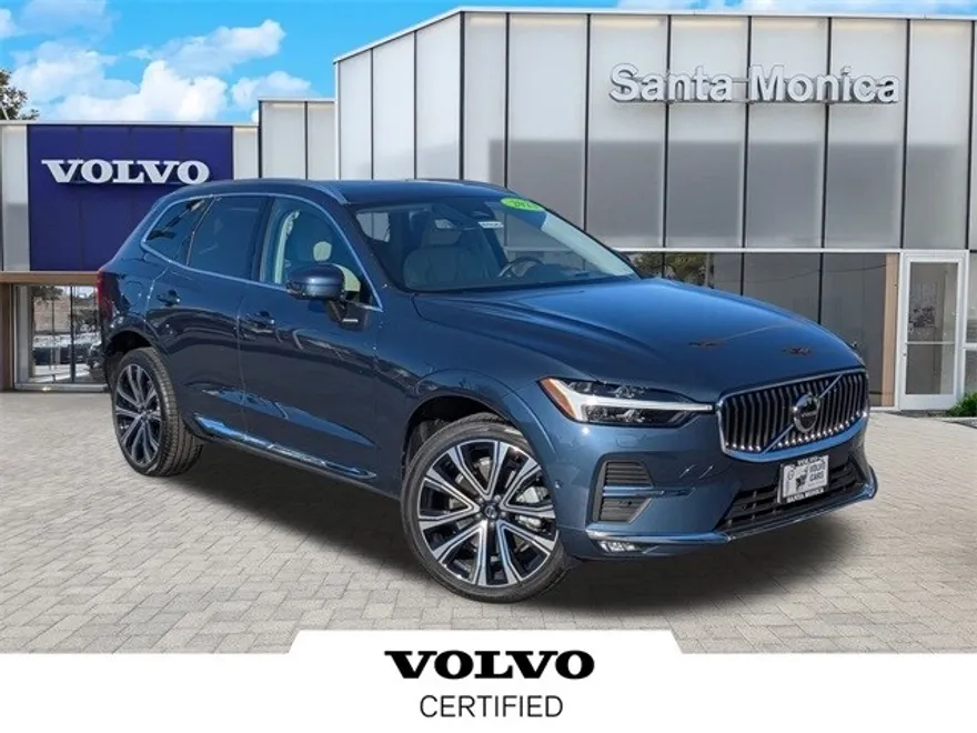 2023 Volvo XC60 Ultimate photo 1