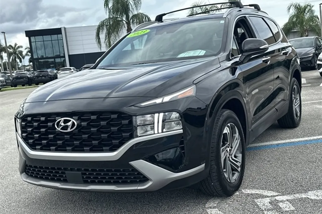 2023 Hyundai Santa Fe SEL photo 1