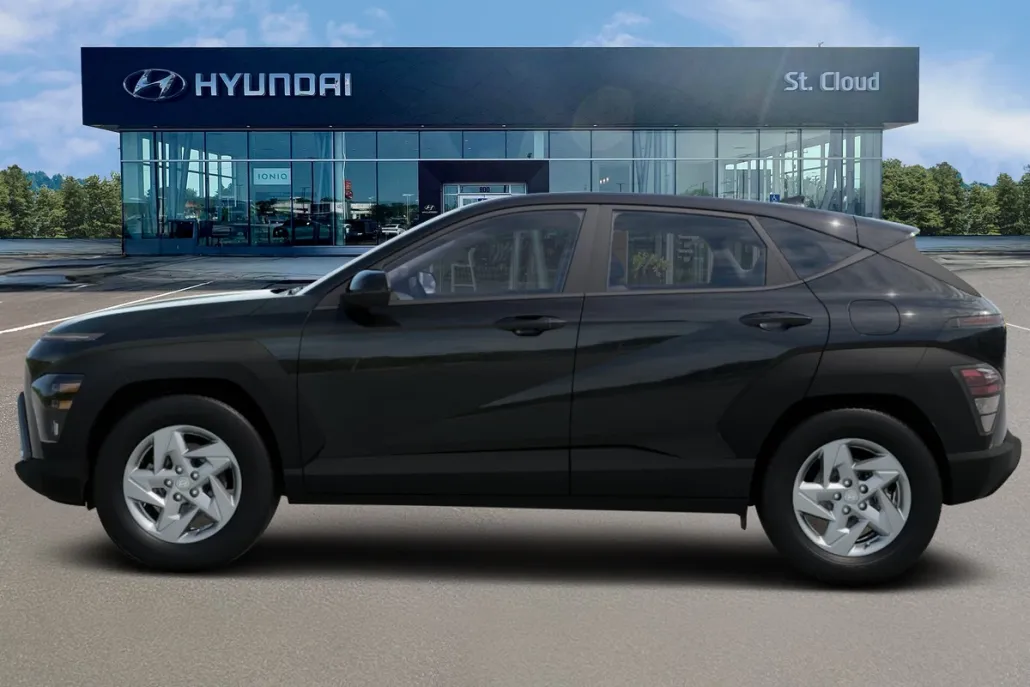 2026 Hyundai Kona SE photo 1
