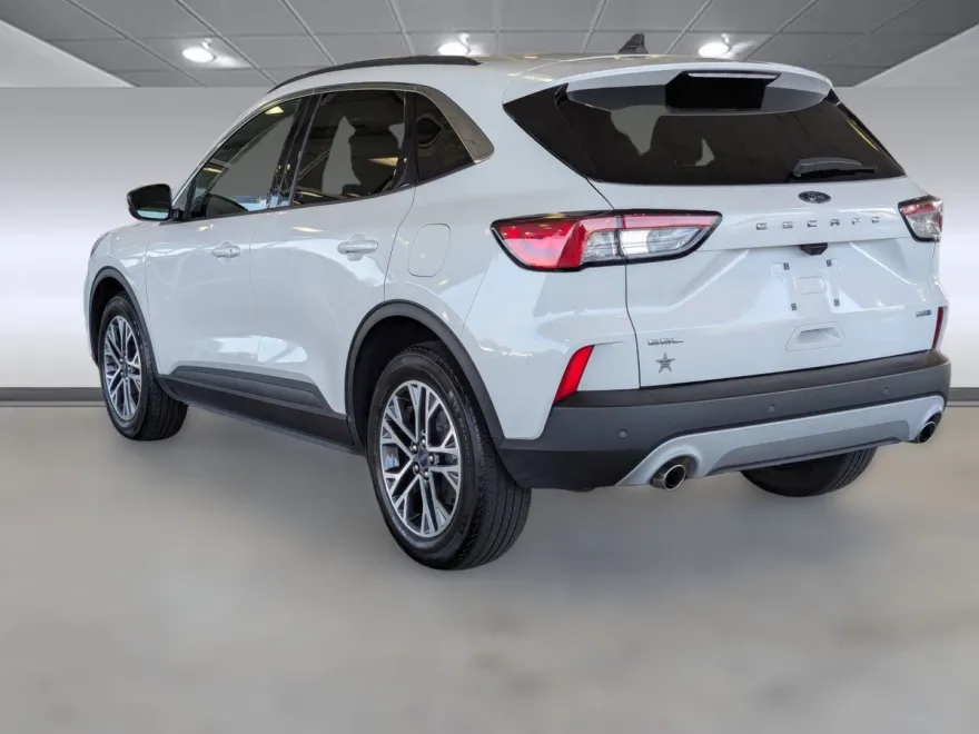 2020 Ford Escape SEL photo 1