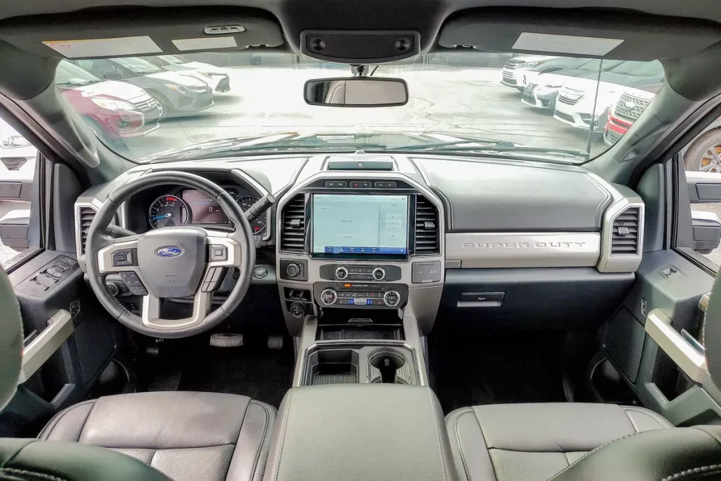 2022 Ford F-450 Lariat photo 1