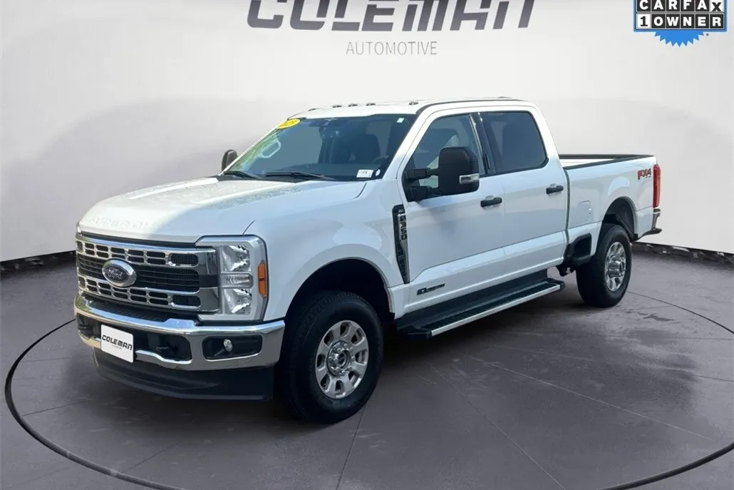 2023 Ford F-350 XL photo 1