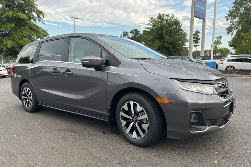 2026 Honda Odyssey EX-L photo 1
