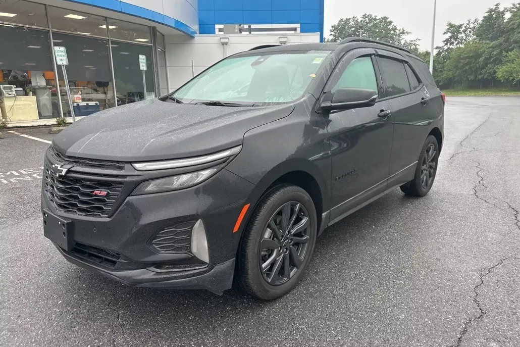 2024 Chevrolet Equinox RS photo 1