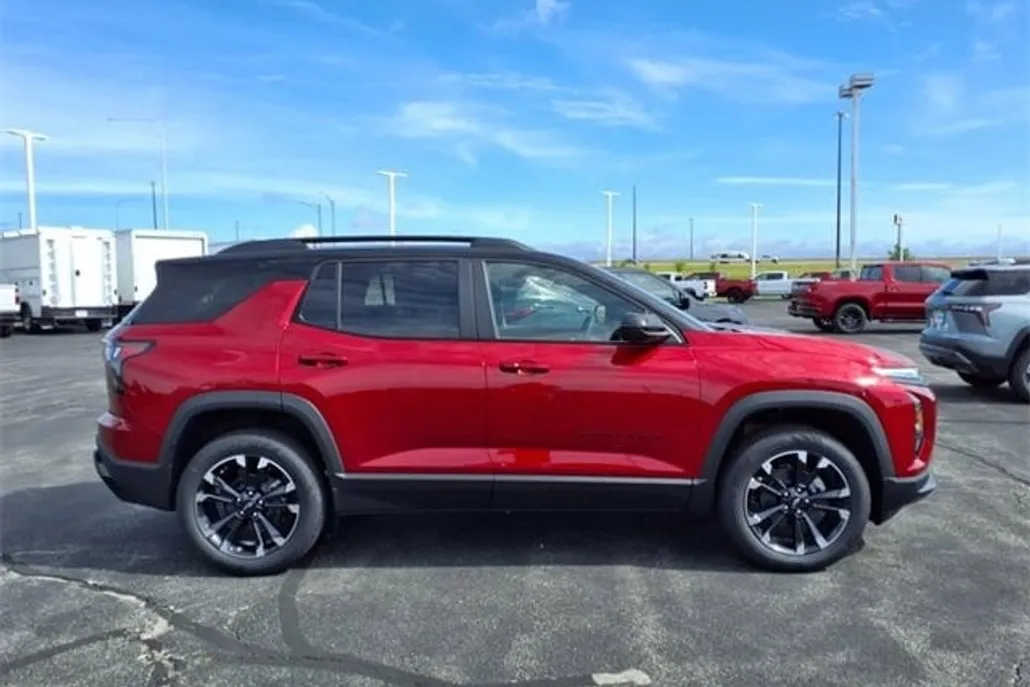 2026 Chevrolet Equinox RS photo 1