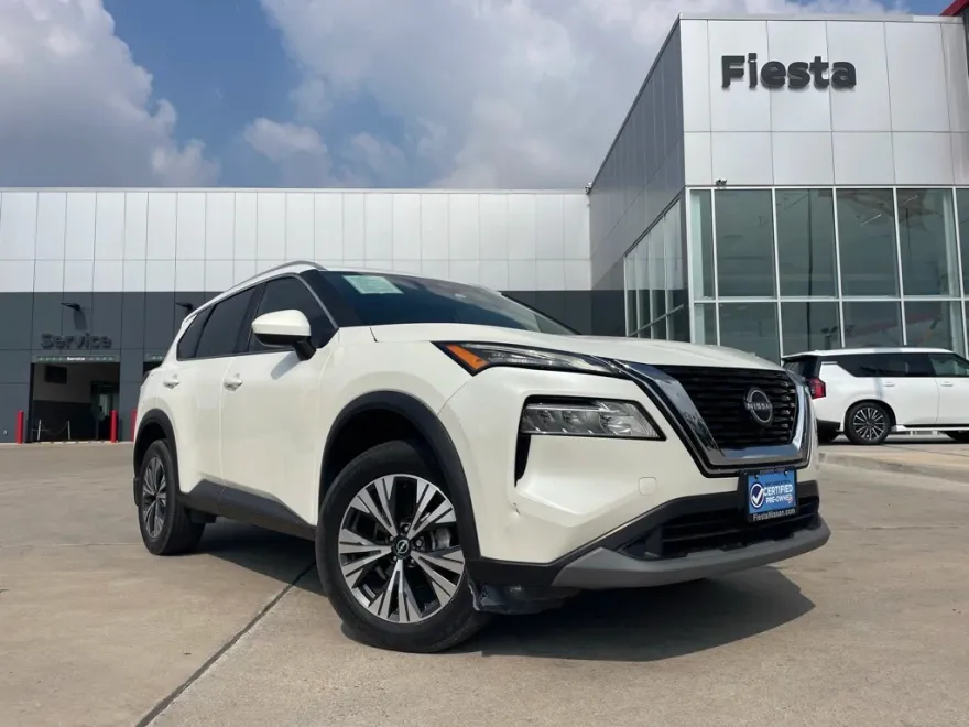 2023 Nissan Rogue SV photo 1