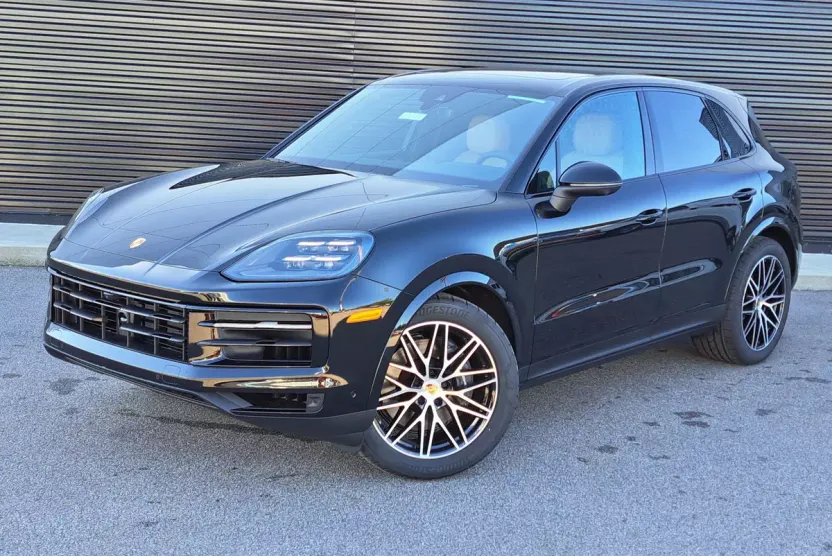 2026 Porsche Cayenne photo 1